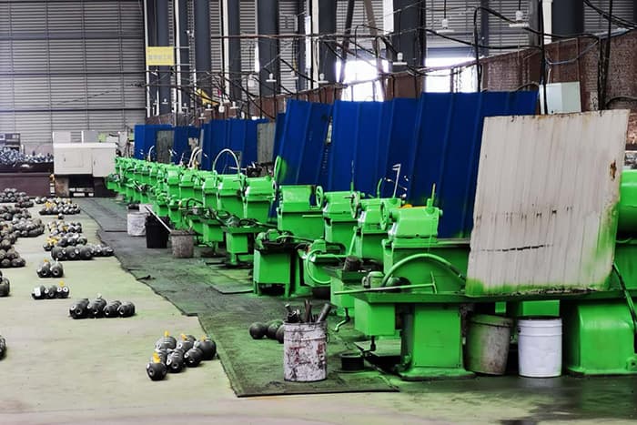 丽江加油站网架安装